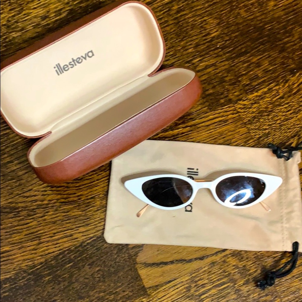 Illesteva skinny glasses